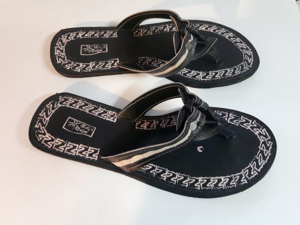 Heart Love Leather Sandals (Black)
