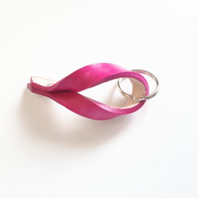 Twisted Key Chain Pink