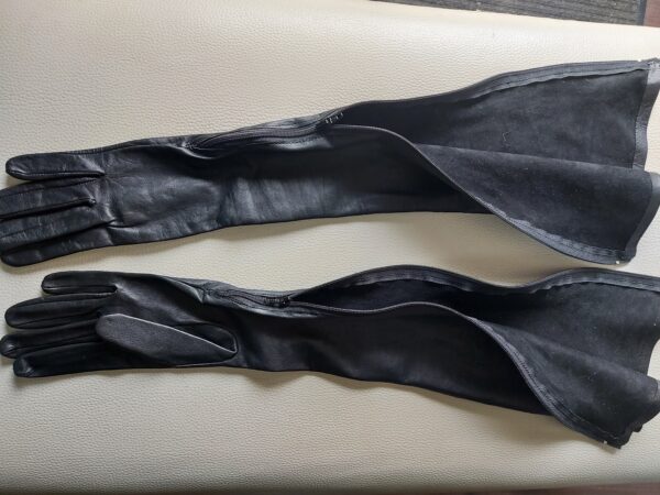 Leather gloves repair